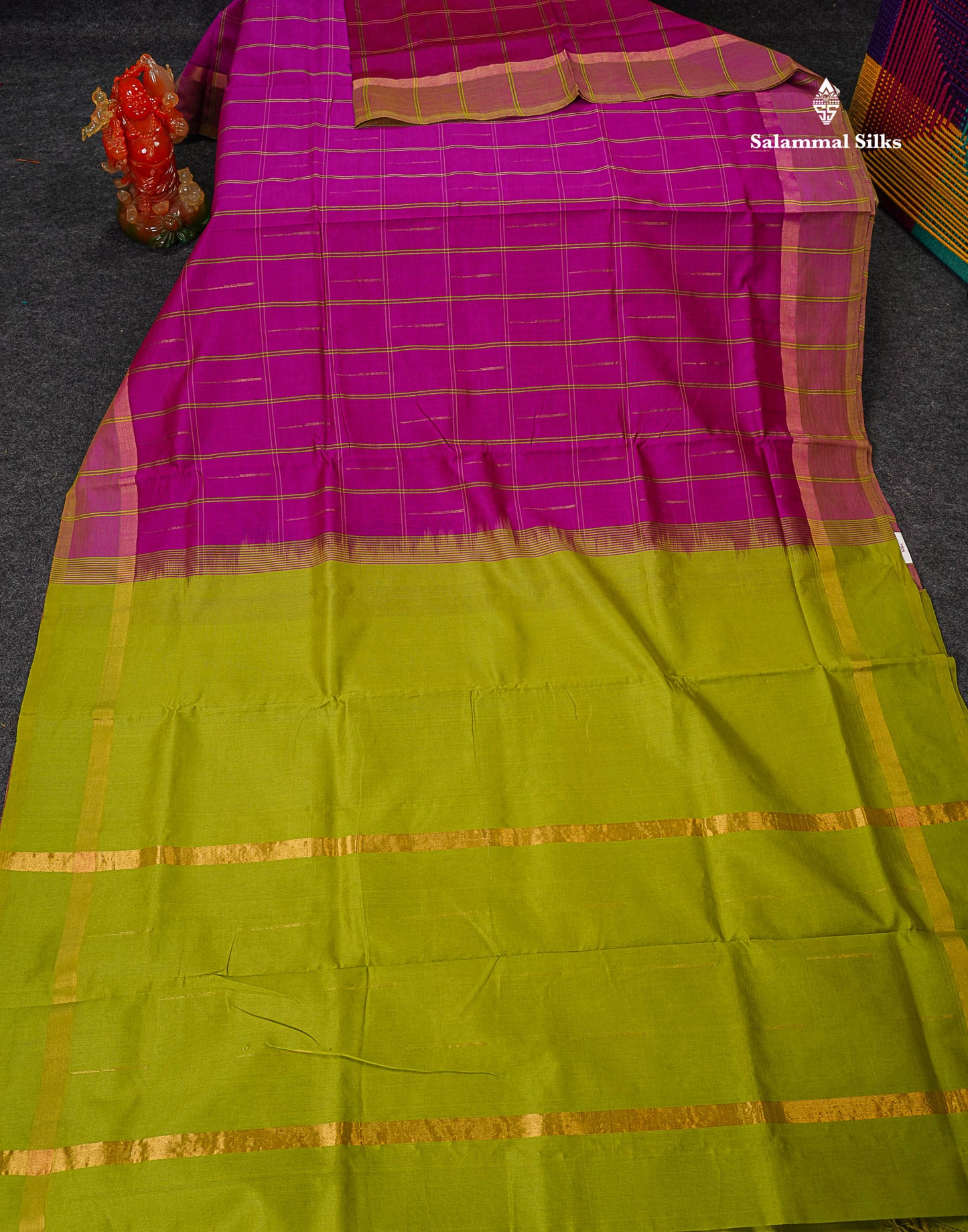 Full View Of Magenta Semi Silk Cotton Saree 