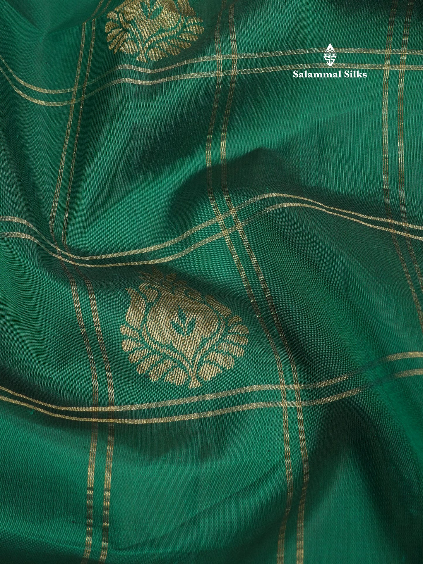 Beautiful Blue Pure Kanjivaram Soft Silk Saree With Contrast Red Traditional Border