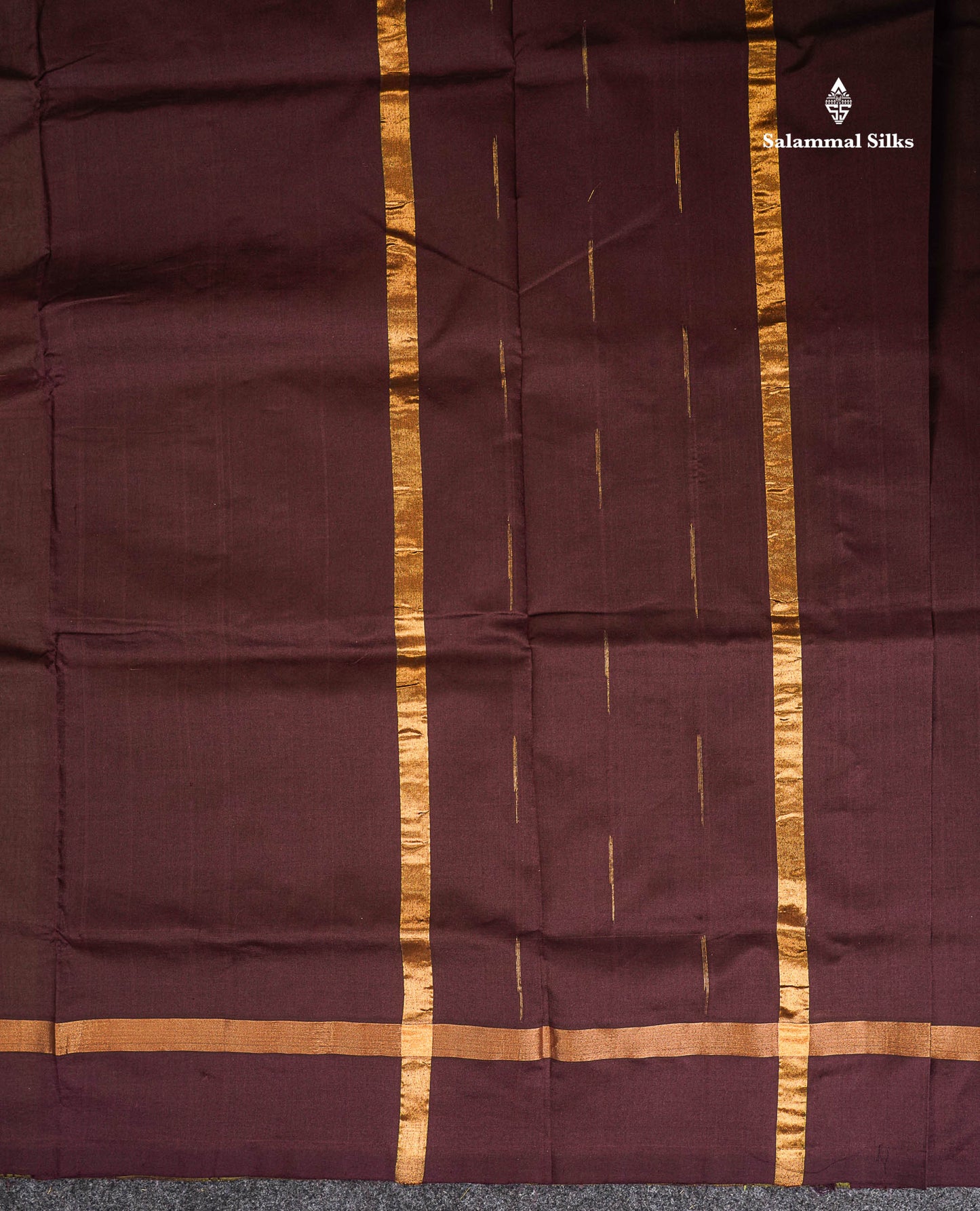 Pallu Of Olive Green Semi Silk Cotton Saree 