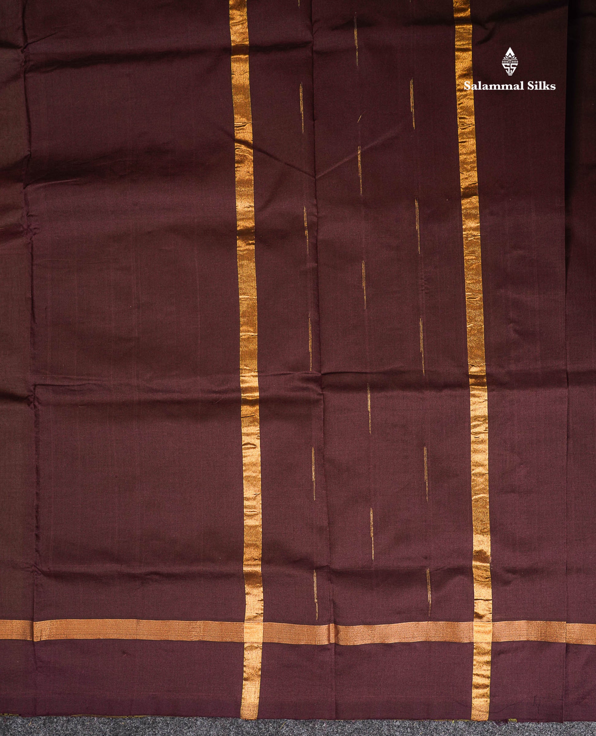 Pallu Of Olive Green Semi Silk Cotton Saree 