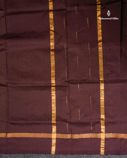 Pallu Of Olive Green Semi Silk Cotton Saree 