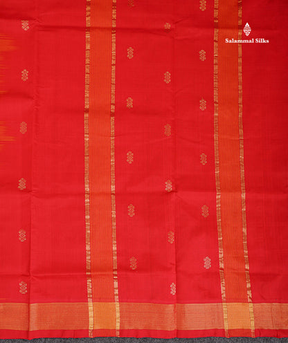 Pallu Of Mustard Yellow Semi Silk Cotton Saree 