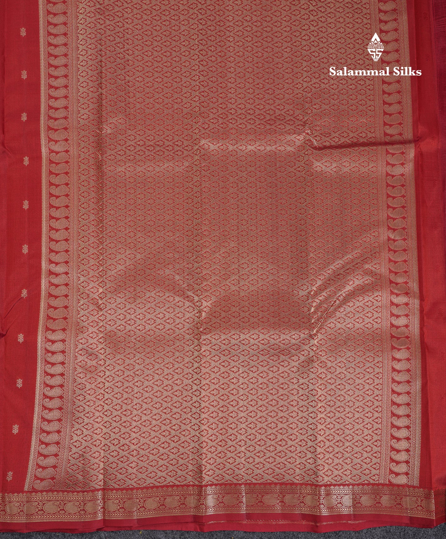 Beautiful Maroon Pure Kanjivaram Silk Saree With Traditional Small Border