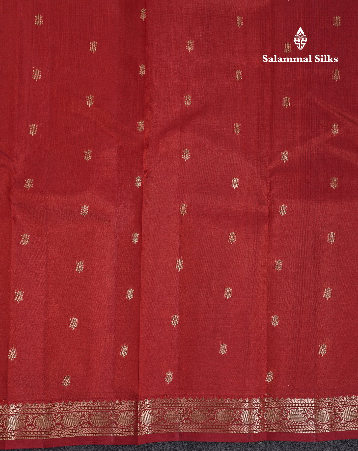 Beautiful Maroon Pure Kanjivaram Silk Saree With Traditional Small Border