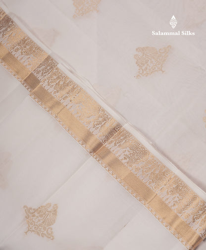 Beautiful Half White Pure Kanjivaram Silk Saree With Traditional Evening Morning Small Pallaku Border