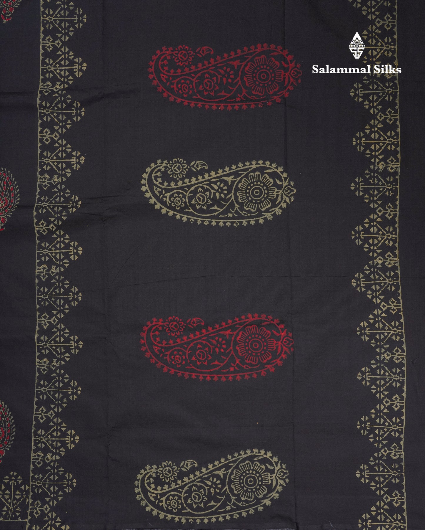 Black South Cotton Printed Saree With Contrast Grey White Blouse