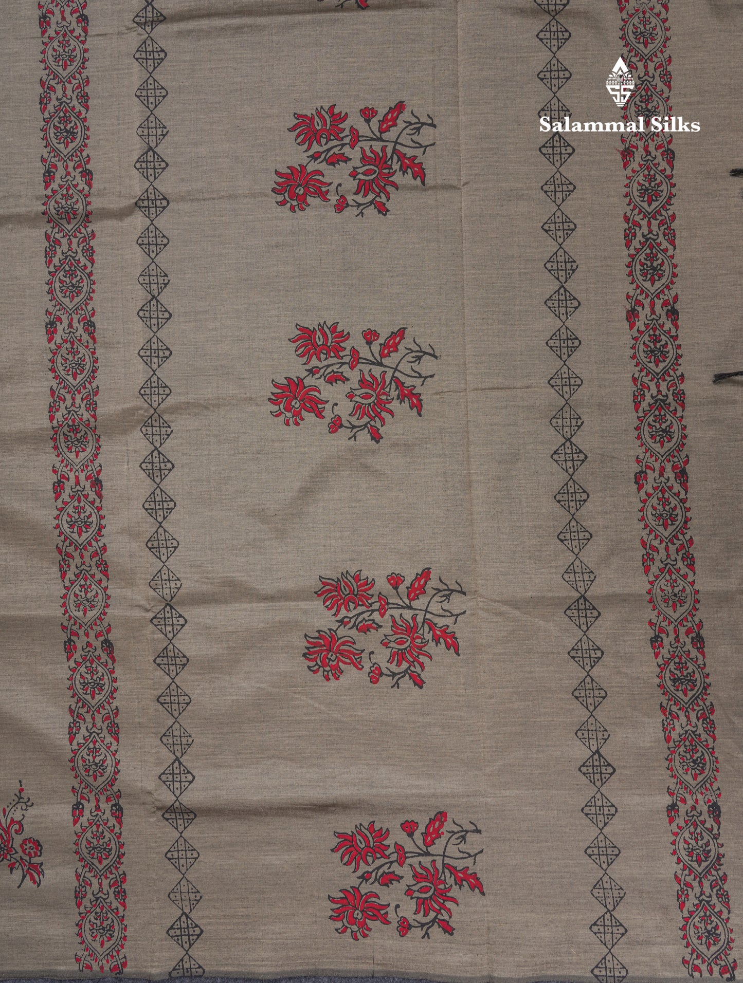 Cream Sandal South Cotton Printed Saree With Contrast Maroon Blouse