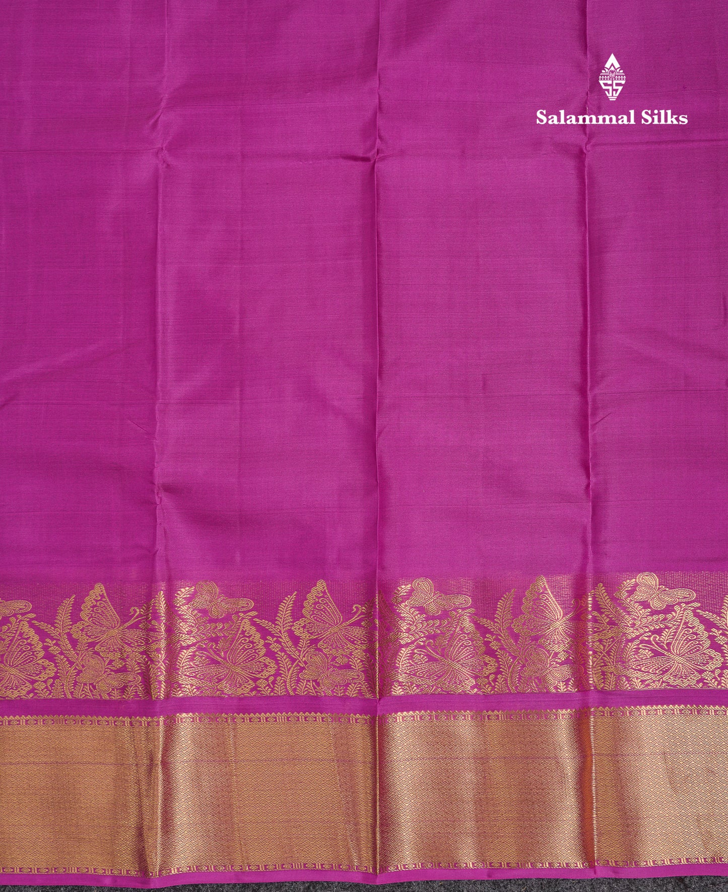 Beautiful Pinkish Red Plain Pure Kanjivaram Silk Saree With Traditional Border