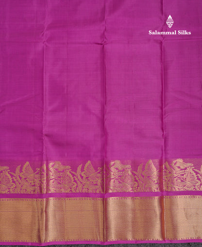 Beautiful Pinkish Red Plain Pure Kanjivaram Silk Saree With Traditional Border