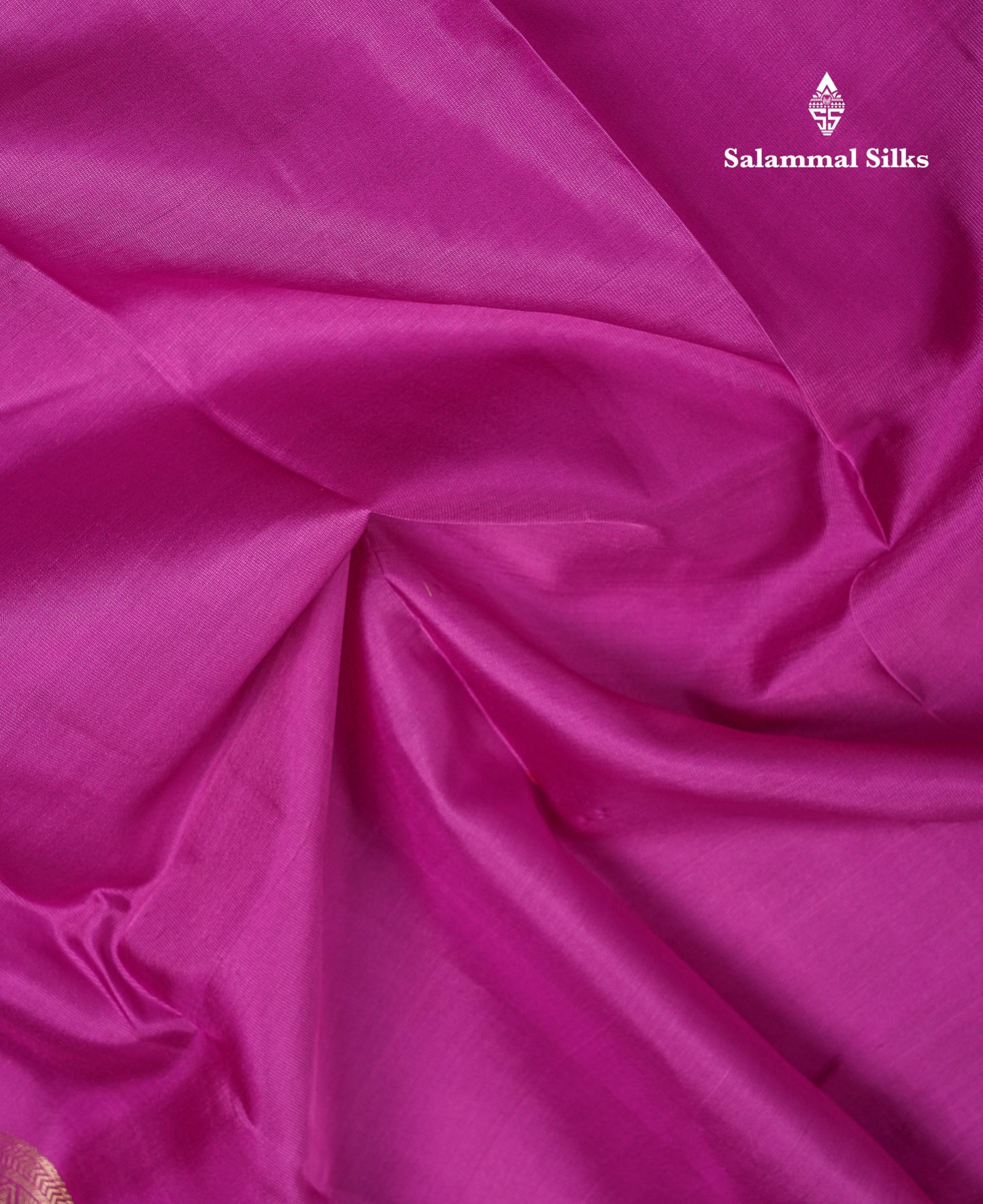 Beautiful Pinkish Red Plain Pure Kanjivaram Silk Saree With Traditional Border