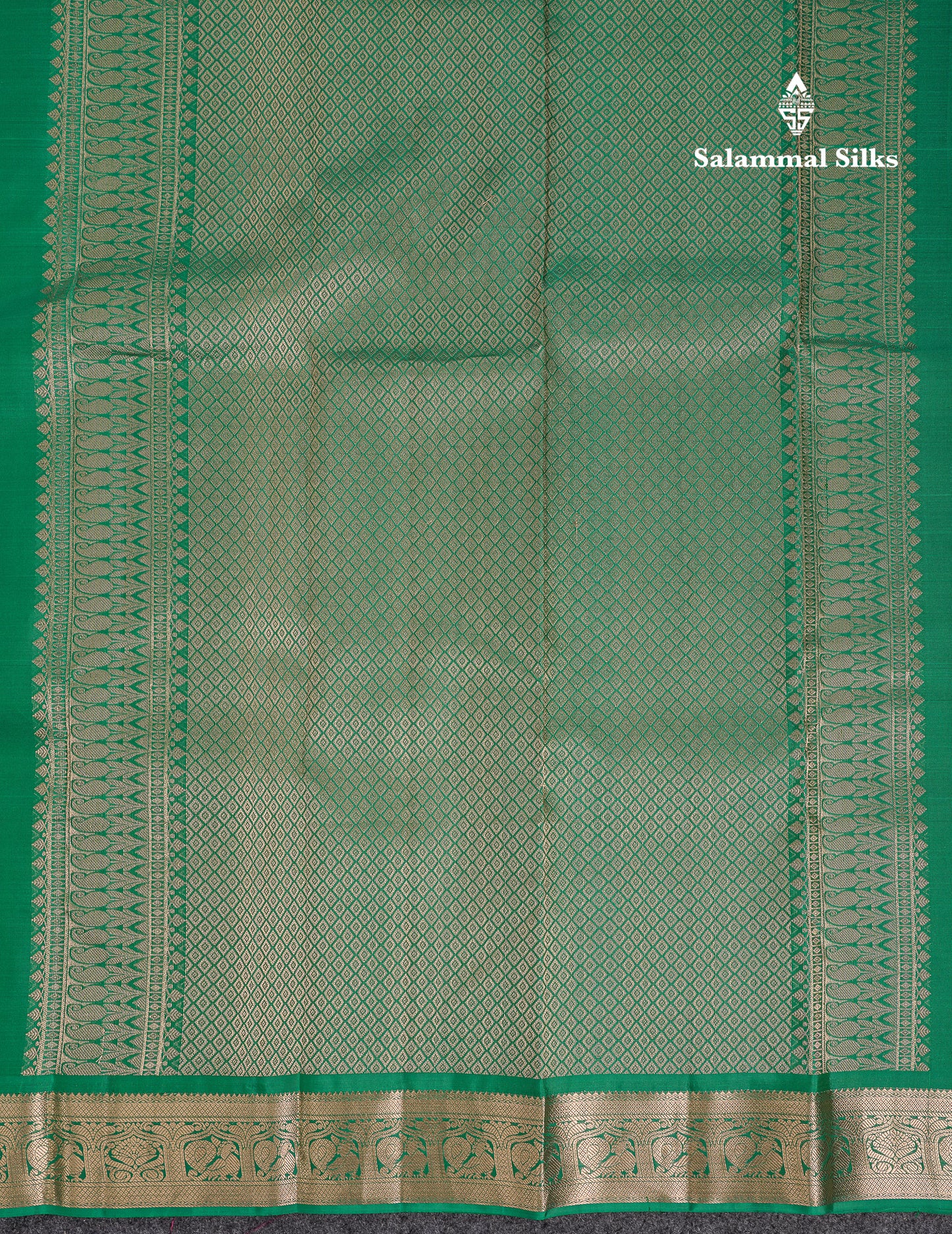 Beautiful Saffire Green Pure Kanjivaram Silk Saree With Traditional Small Border