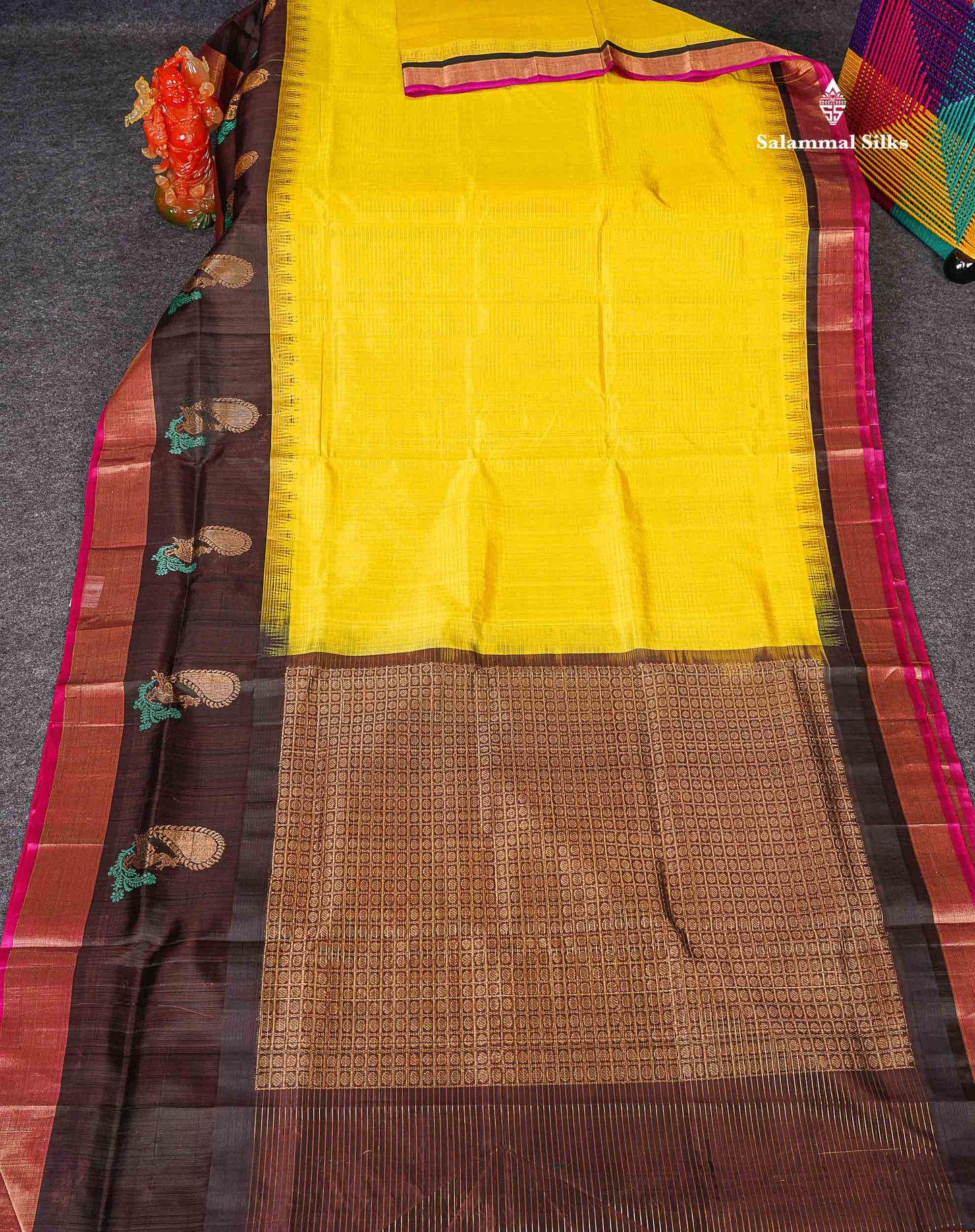 Full View Of Dual Tone Yellow Pure Silk Cotton Saree