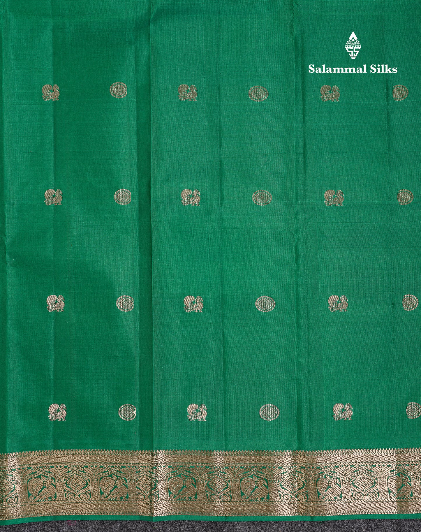Beautiful Saffire Green Pure Kanjivaram Silk Saree With Traditional Small Border