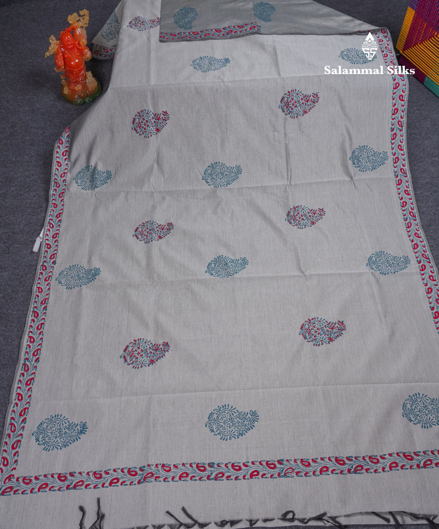 Grey White South Cotton Printed Saree With Contrast Peacock Blue Blouse