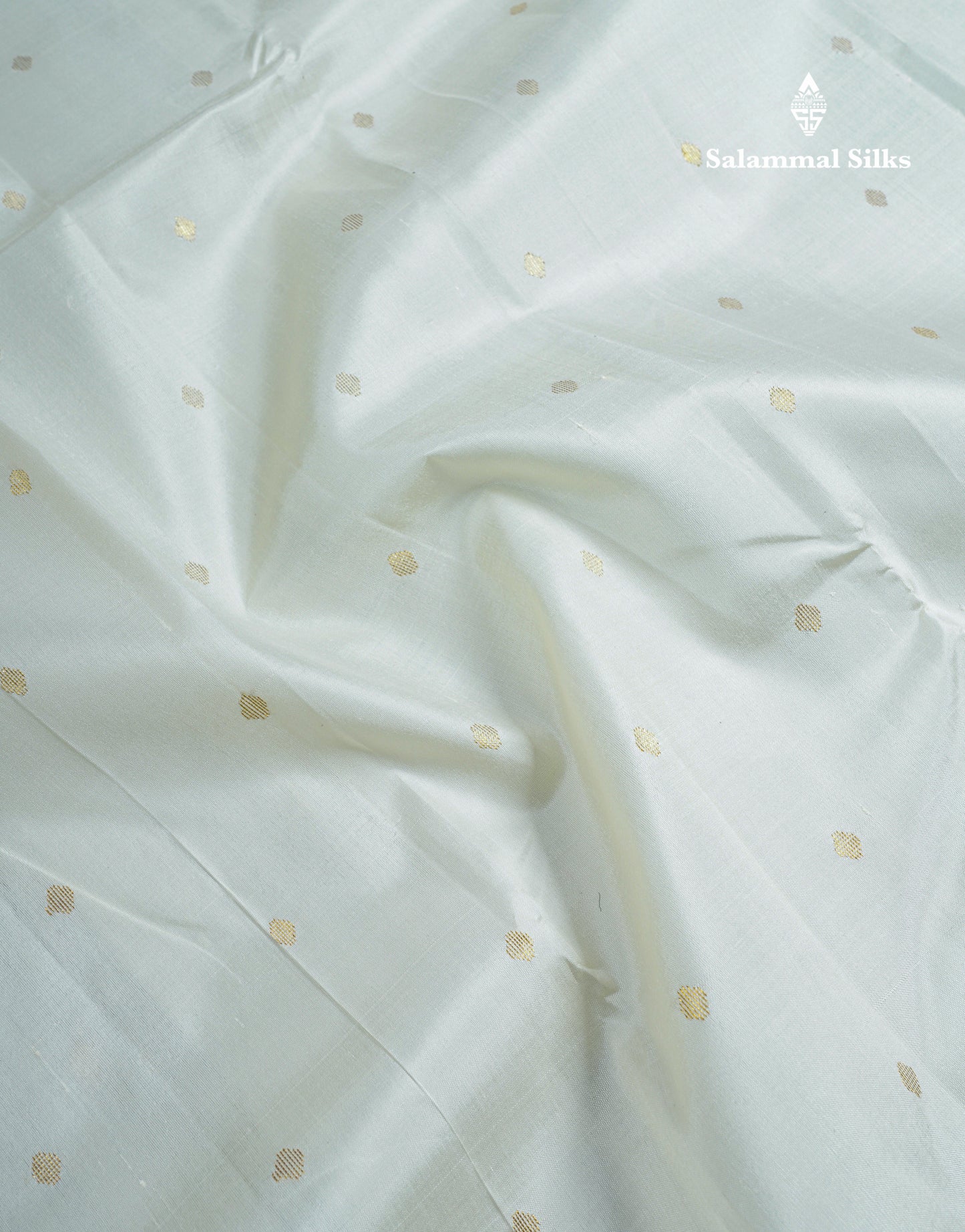 Half White Pure Kanjivaram Silk Saree With Self Traditional One Side Border