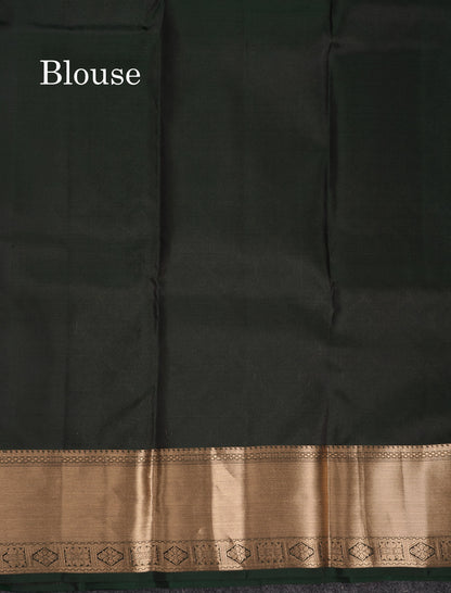 Beautiful Dual Tone Bottle Green Pure Kanjivaram Silk Saree With Traditional Border