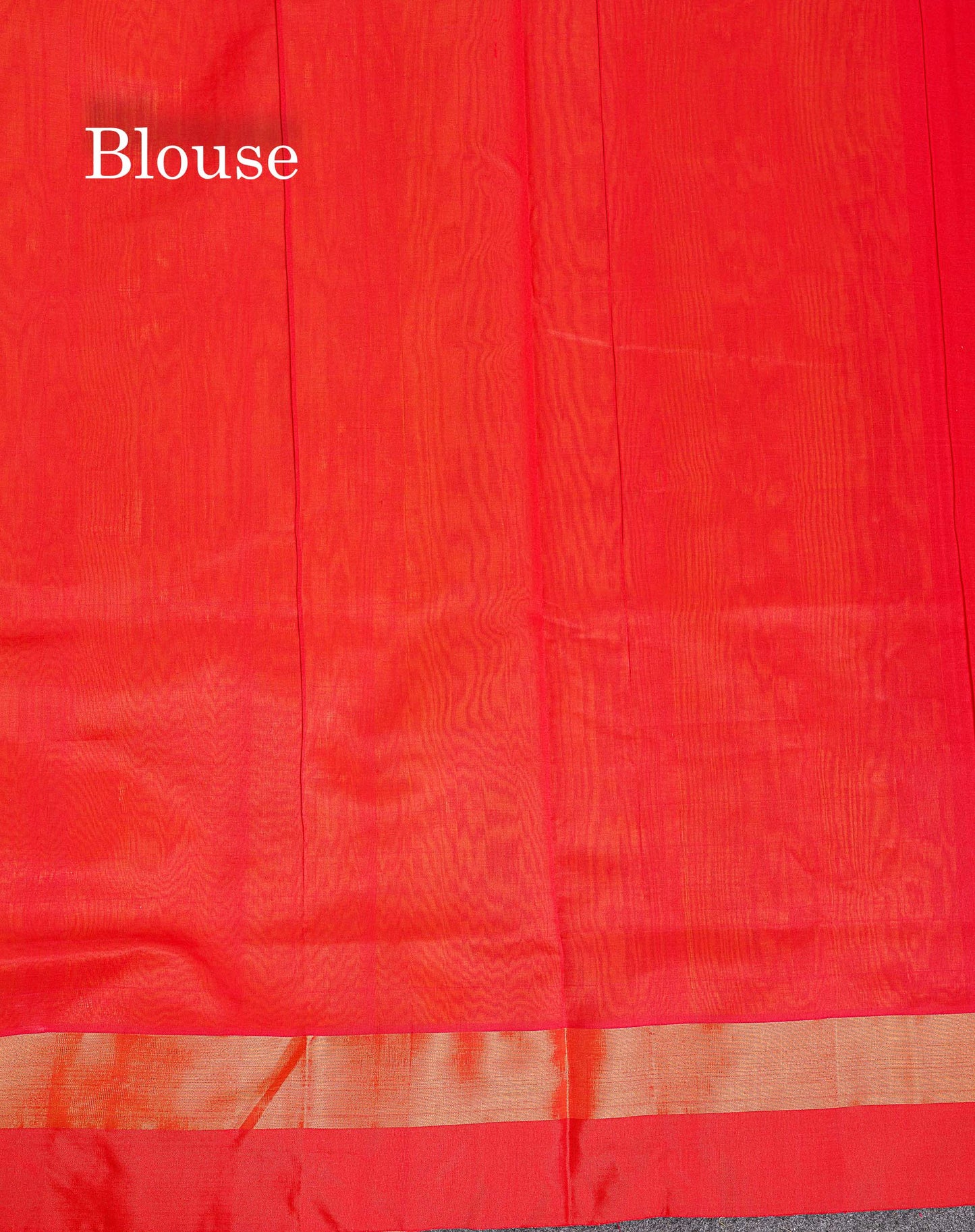 Contrast Chilly Red Blouse Of Dual Tone Yellow Semi Silk Cotton Saree 