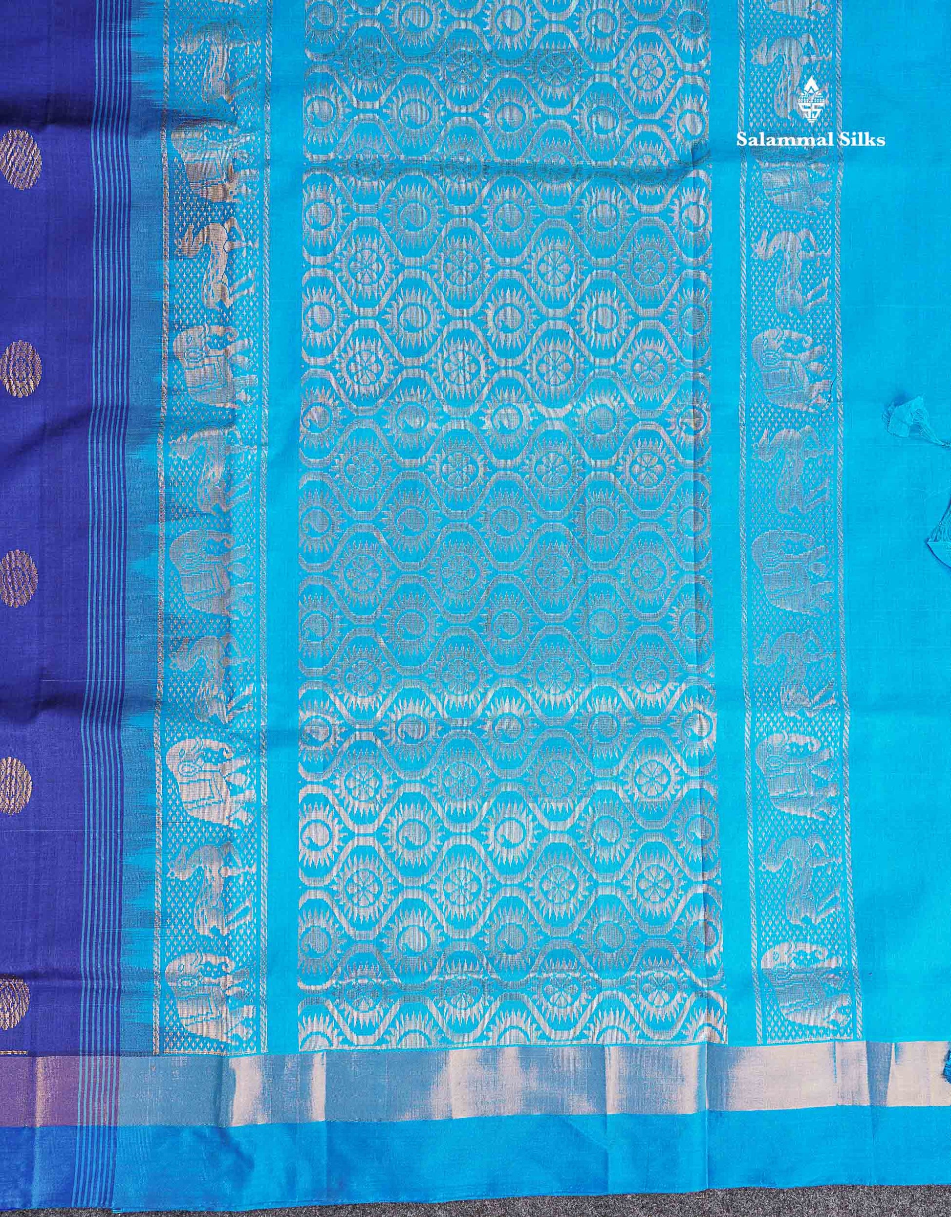 Pallu Of Navy Blue Semi Silk Cotton Saree