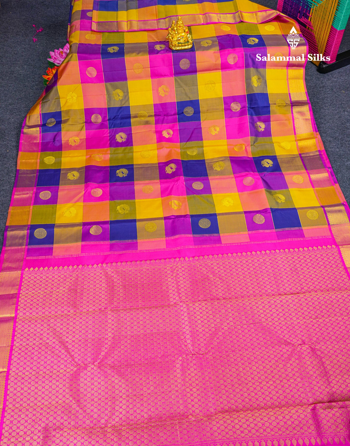 Paalum Pazham Checks Kanjivaram Pure Silk Saree With Contrast Pink Border