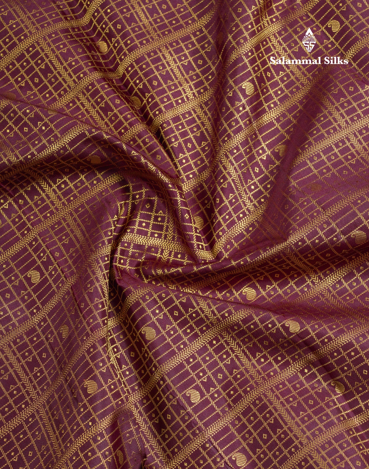 Beautiful Dark Brown Briddal Pure Kanjivaram Silk Saree With Contrast Reddish Maroon Traditional Border