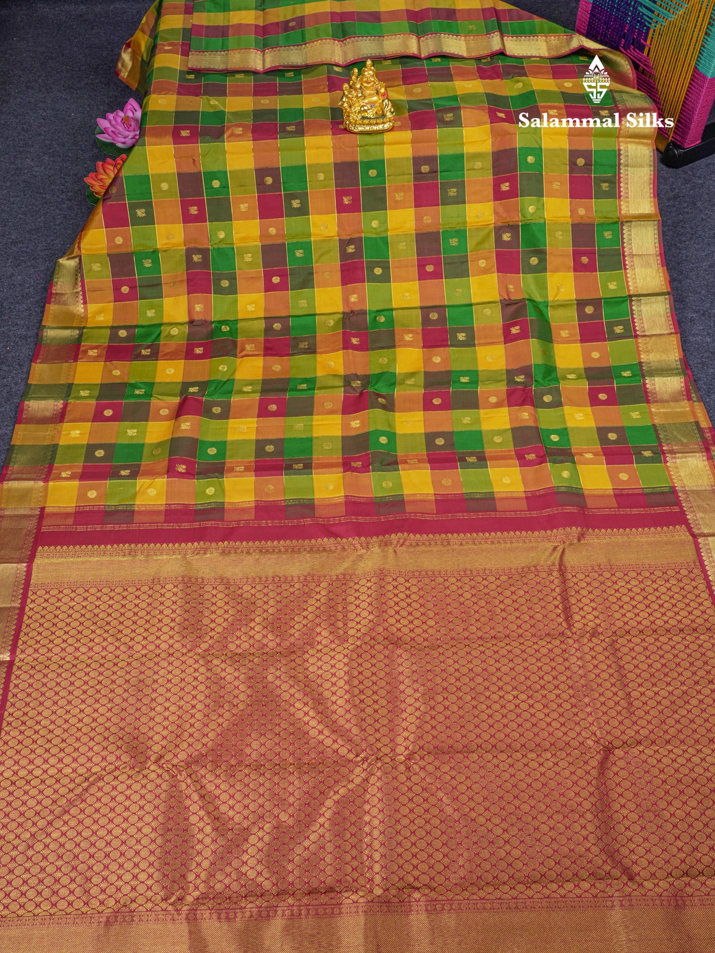 Paalum Pazham Zari Checks Pure Kanjivaram Silk Saree With Traditional Border