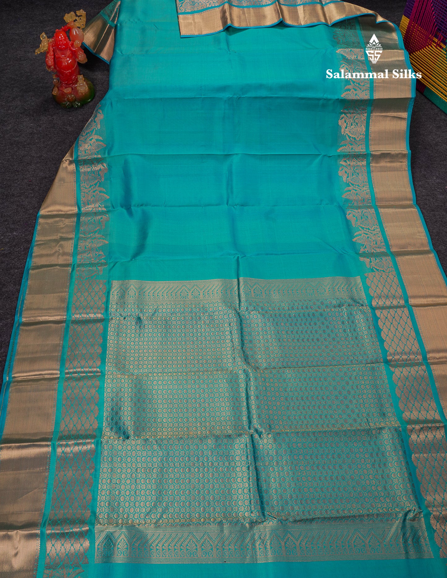 Beautiful Sapphire Blue Plain Pure Kanjivaram Silk Saree With Traditional Border