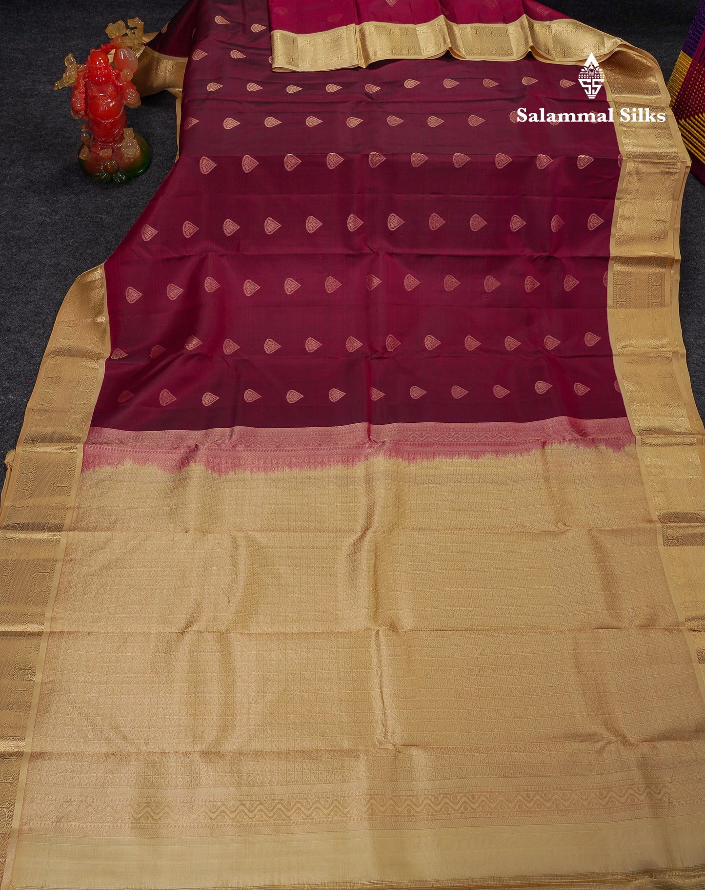 Beautiful Dual Tone Magenta Pure Kanjivaram Silk Saree With Contrast Sandal Traditional Border