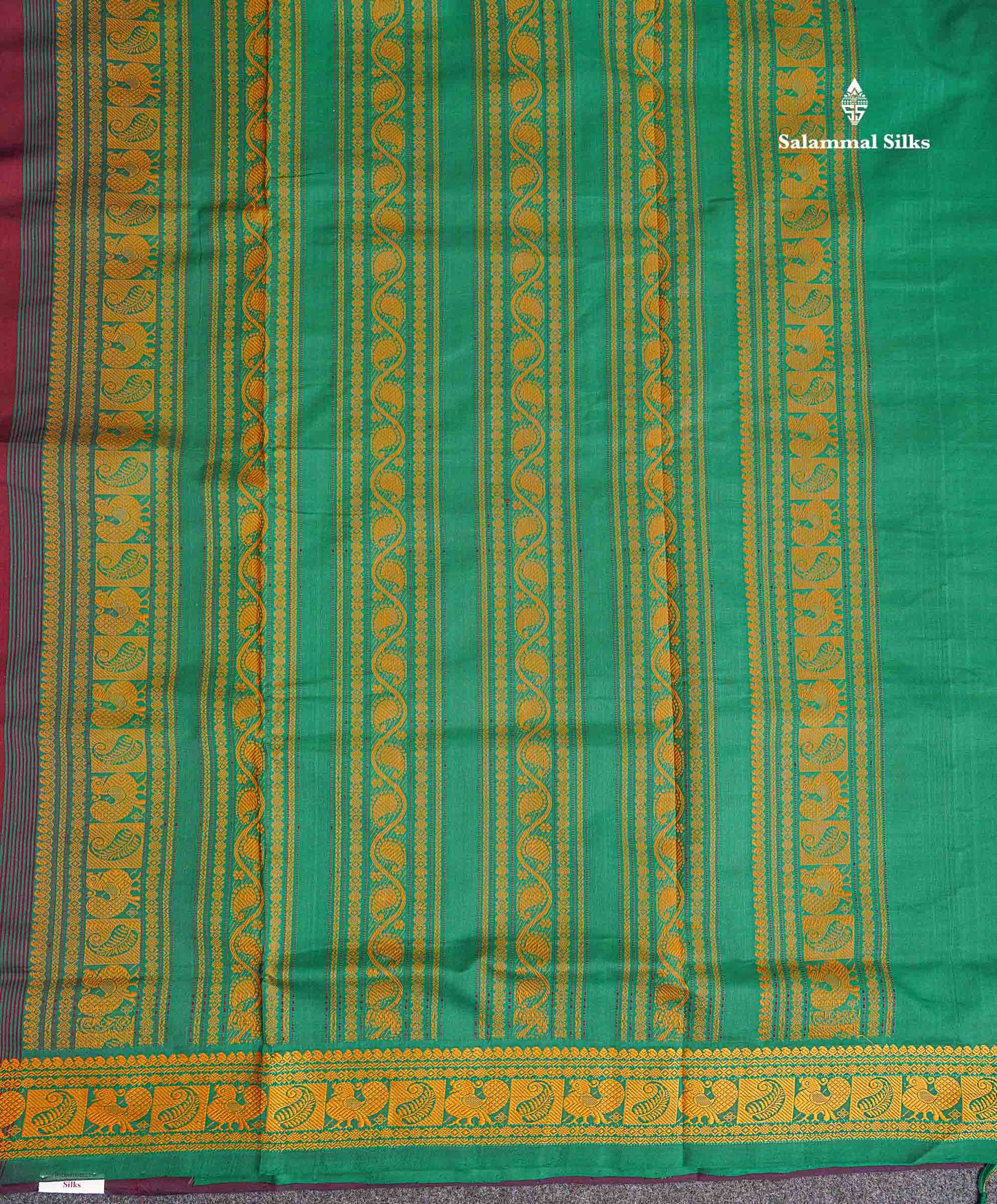Pallu Of Dark Maroon Semi Silk Cotton Saree 