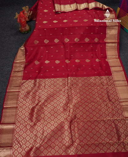 Beautiful Dual Tone Bottle Green Pure Kanjivaram Silk Saree With Traditional Border
