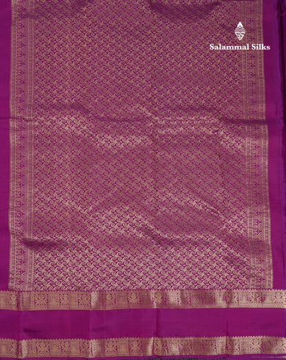 Beautiful Bottle Green Pure Kanjivaram Silk Saree With Traditional Rettapet Border