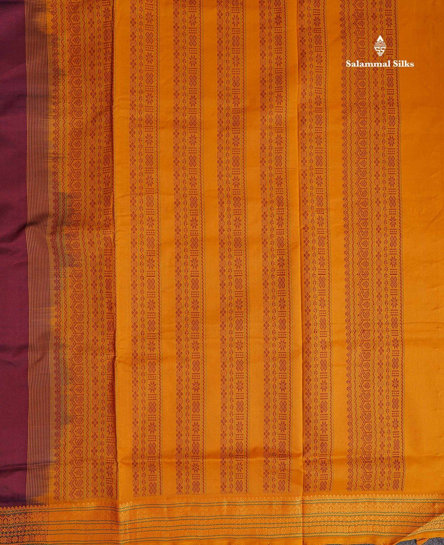 Pallu Of Dark Maroon Semi Silk Cotton Saree 