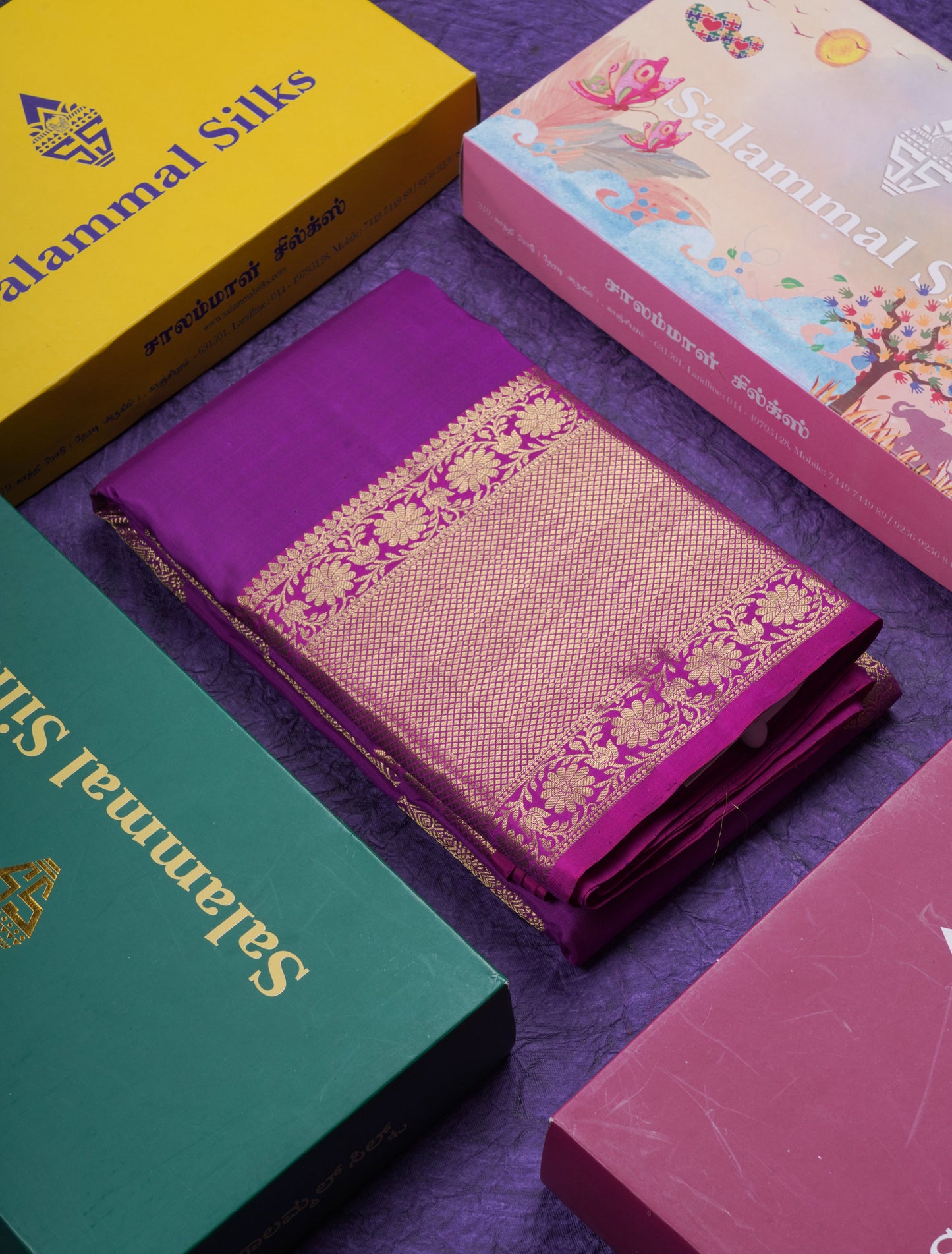 Beautiful Magenta Pure Kanjivaram Silk Saree With Traditional Evening Morning Border