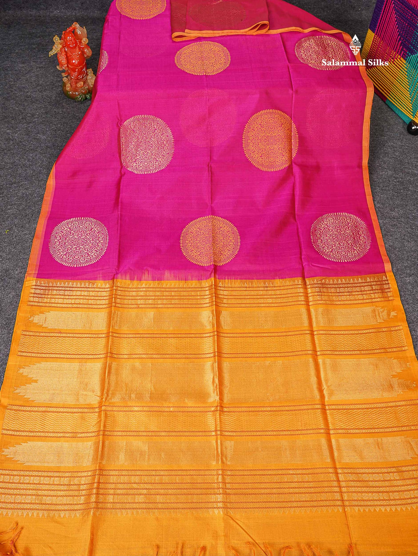 Pure Silk Cotton Saree - Half White Colour Body Thread Butta & Black Blouse