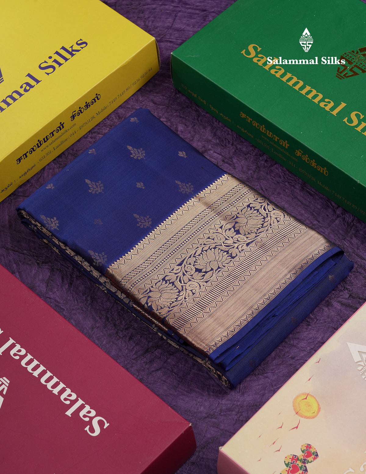 Beautiful Royal Blue Pure Kanjivaram Silk Saree With Traditional Border