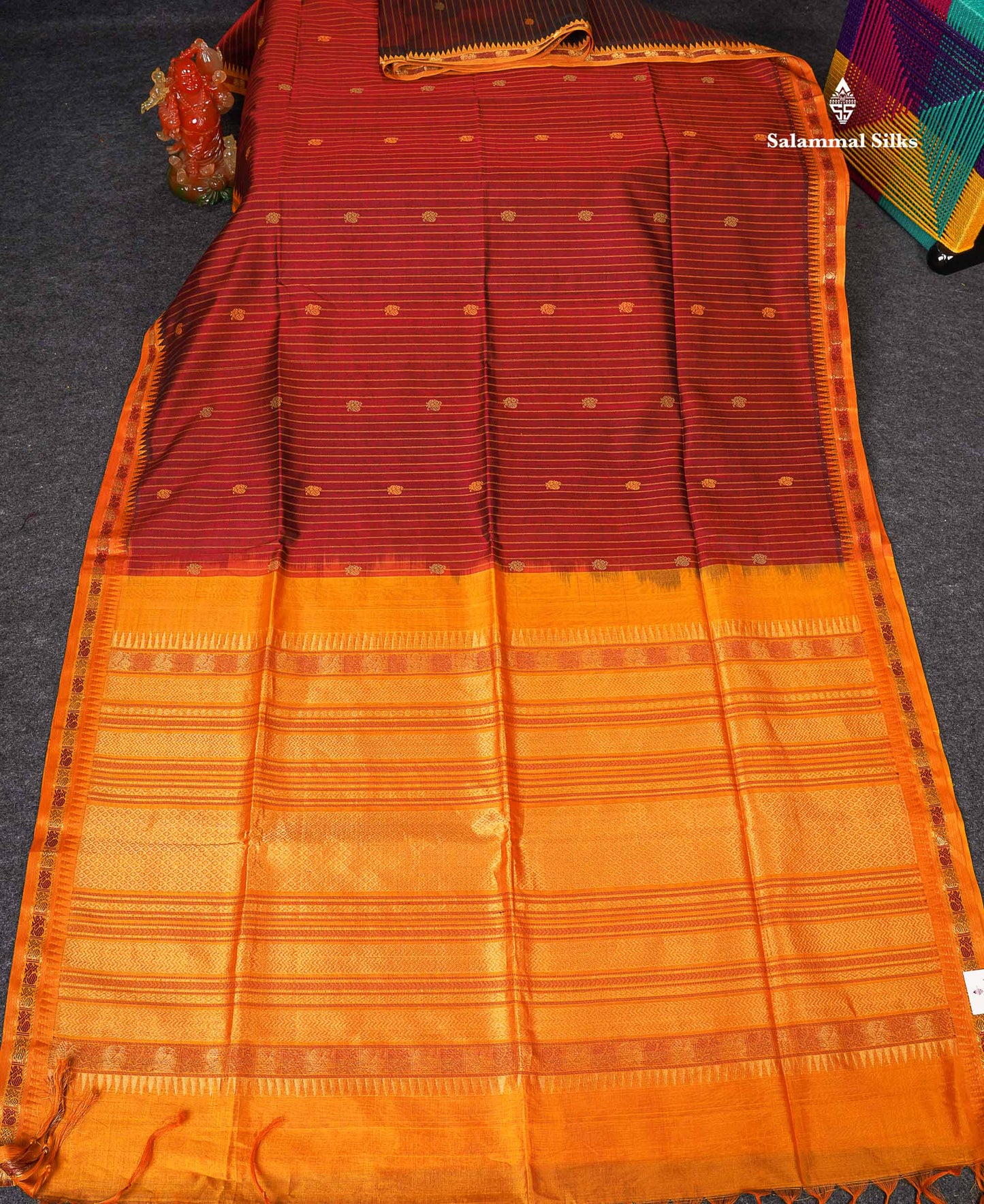 Pure Silk Cotton Saree - Maroon Colour Body Thread Butta With Traditional Border