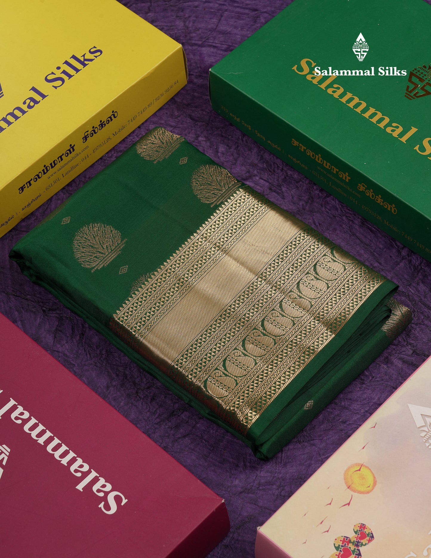 Beautiful Bottle Green Pure Kanjivaram Silk Saree With Traditional Border
