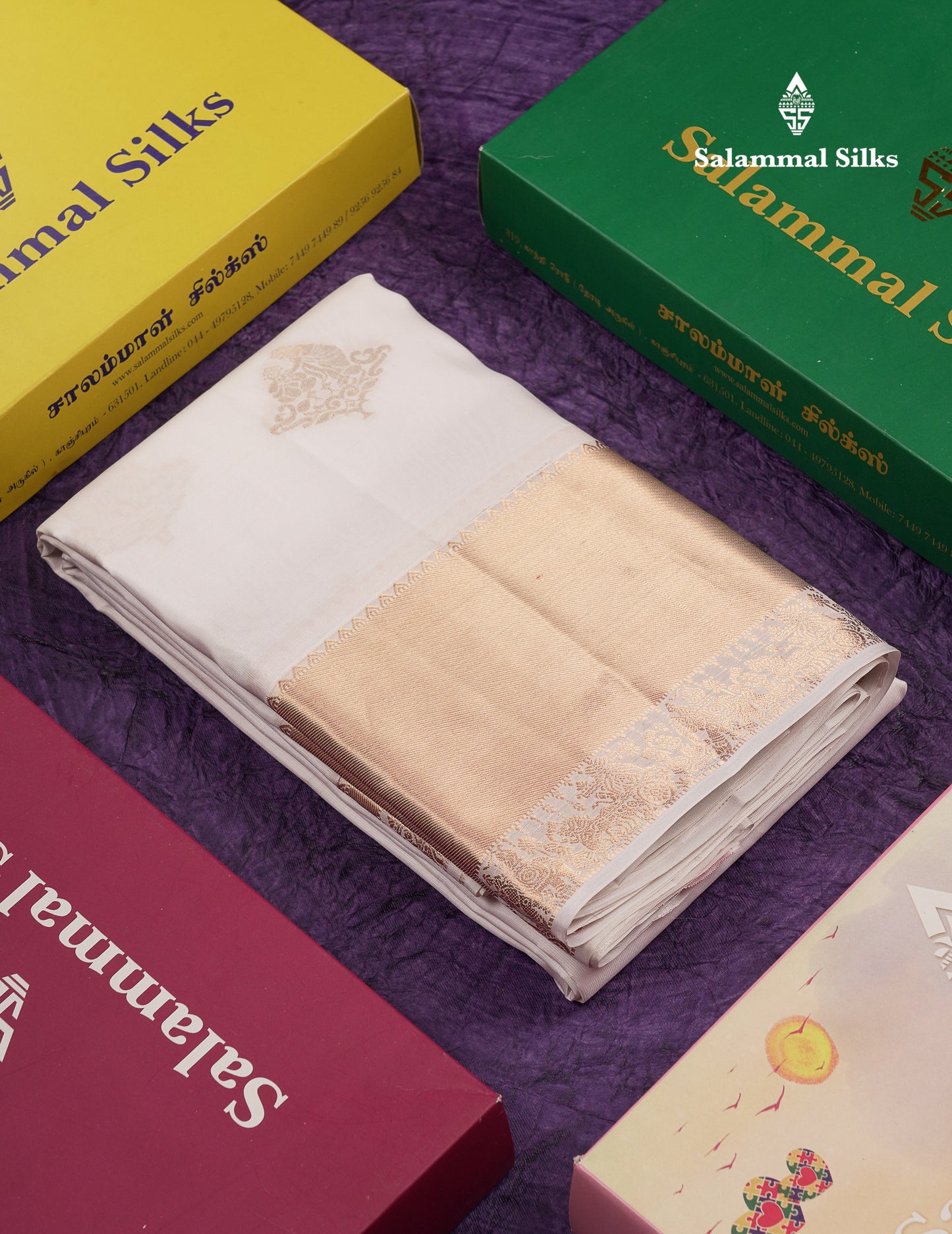 Beautiful Half White Pure Kanjivaram Silk Saree With Traditional Evening Morning Small Pallaku Border