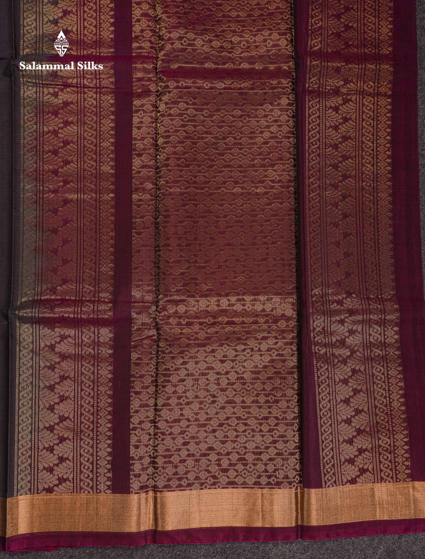 Beautiful Elephant Grey Zari Butta SICO Cotton Saree With Contrast Dark Magenta Blouse