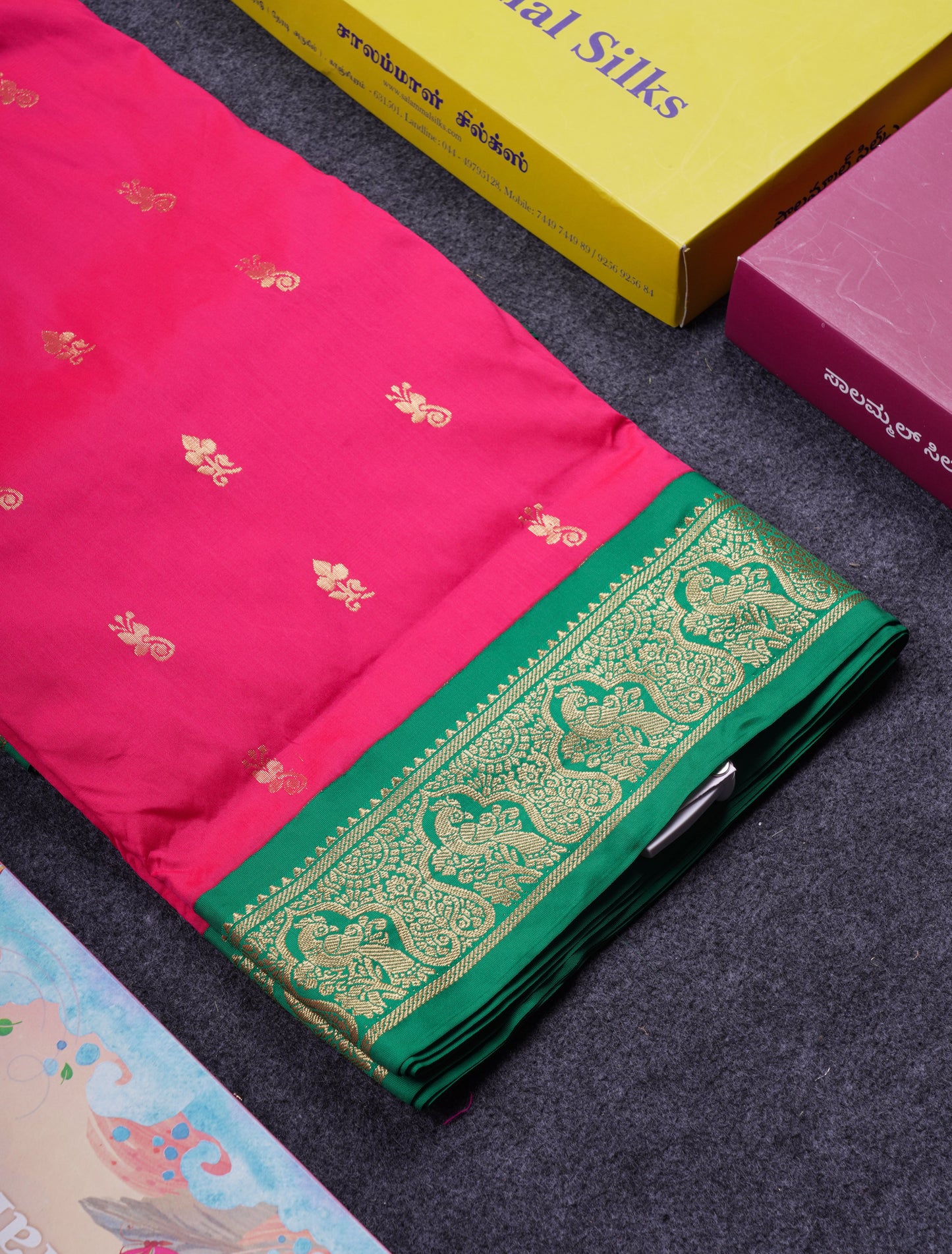 9.5 Yards Semi Silk Saree Redish Pink With Contrast Green Traditional Border