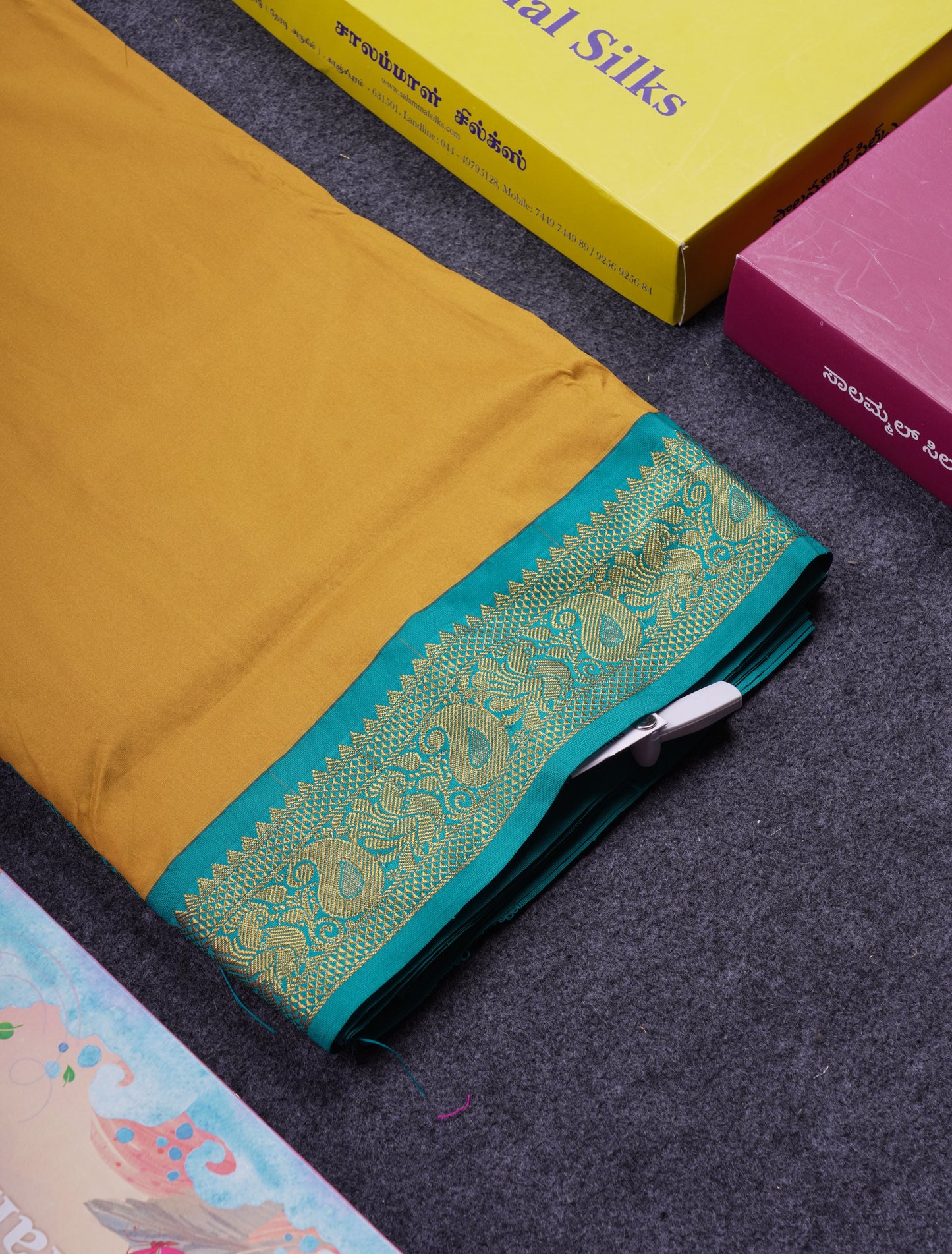 11 Yards Plain Semi Silk Saree Pink with Contrast Peacock Green Traditional Border