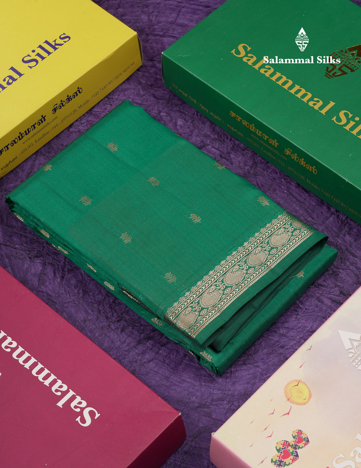 Beautiful Bottle Green Pure Kanjivaram Silk Saree With Traditional Small Border