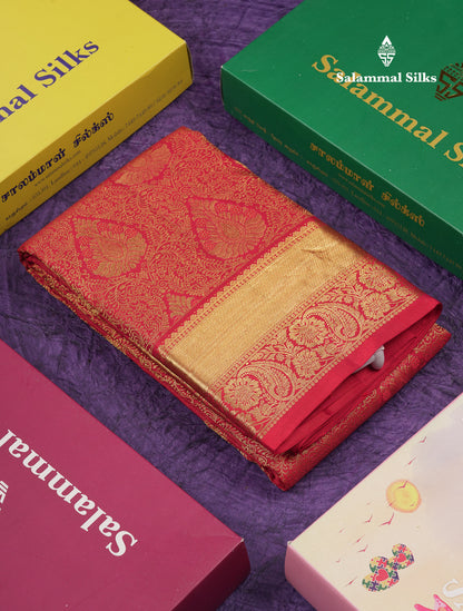 Beautiful Red Bridal Pure Kanjivaram Silk Saree With Traditional Border