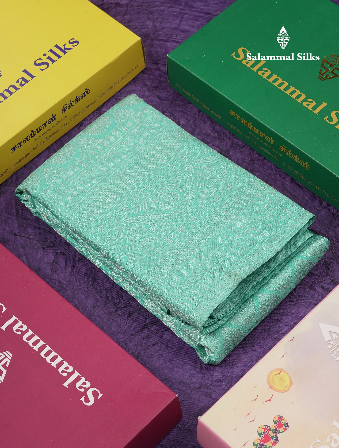 Beautiful Rexona Silver Zari Pure Kanjivaram Silk Saree With Traditional Border