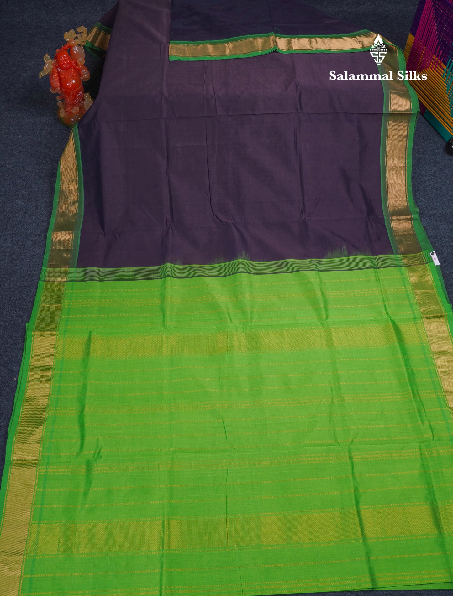 Beautiful Sapphire Green Semi Silk Cotton Saree With Contrast Navy Blue Blouse