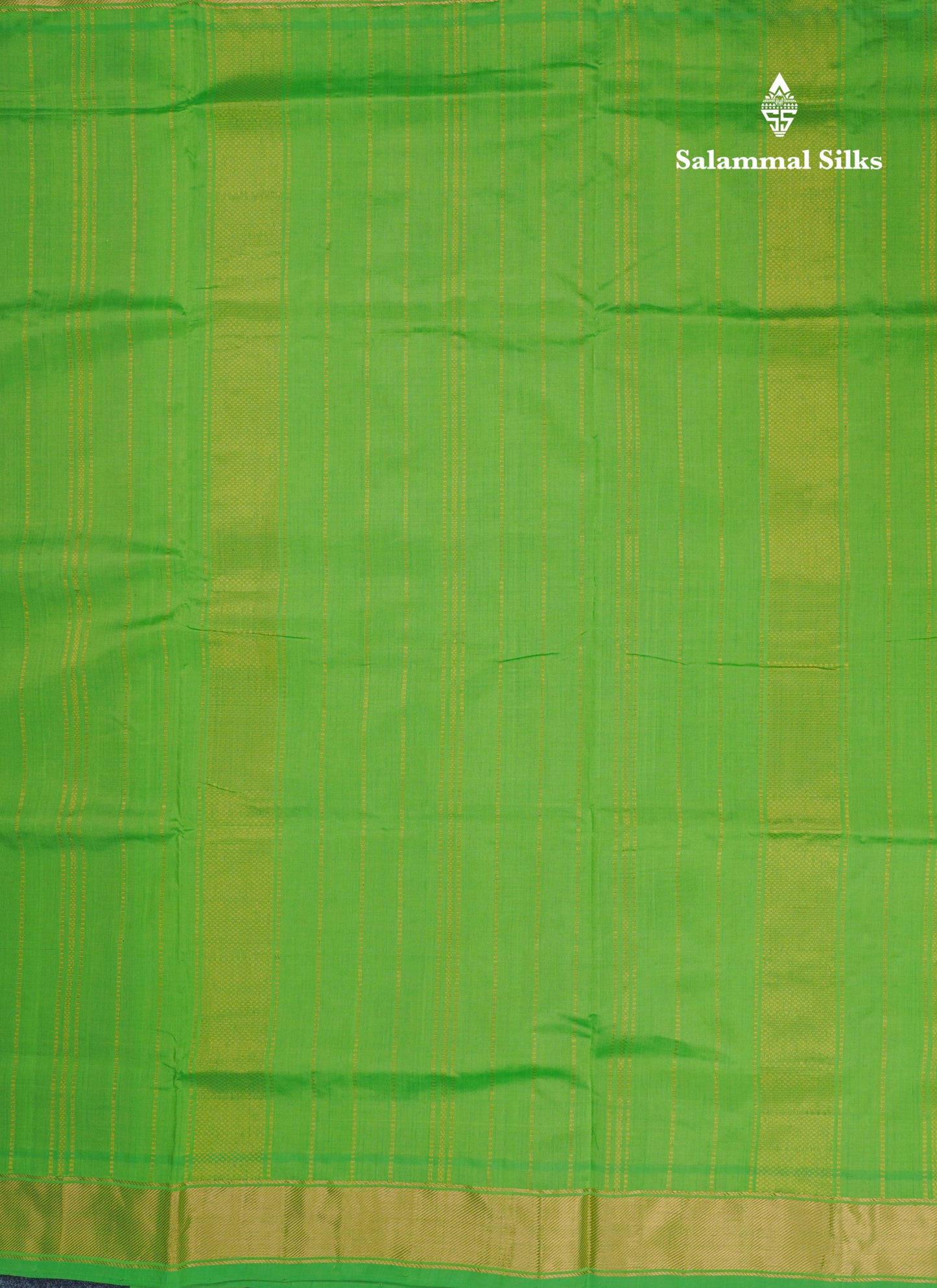 Beautiful Sapphire Green Semi Silk Cotton Saree With Contrast Navy Blue Blouse