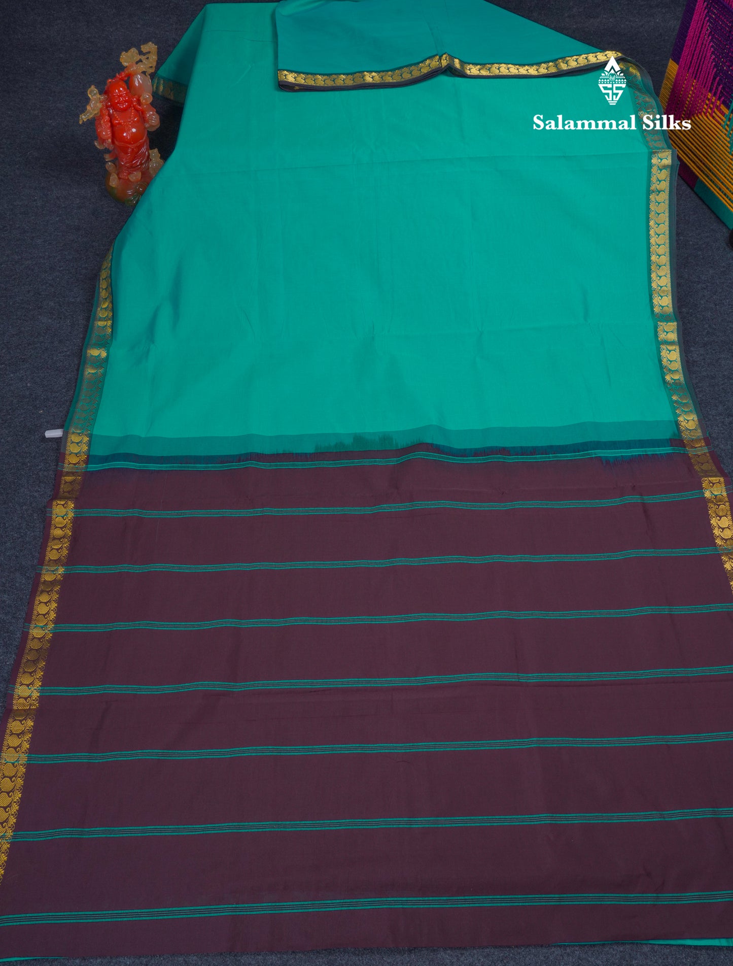 Beautiful Dark Purple Plain Semi Silk Cotton Saree With Contrast Olive Green Blouse