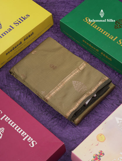 Beautiful Grey Semi Silk Saree With Tarditional Rettapet Border