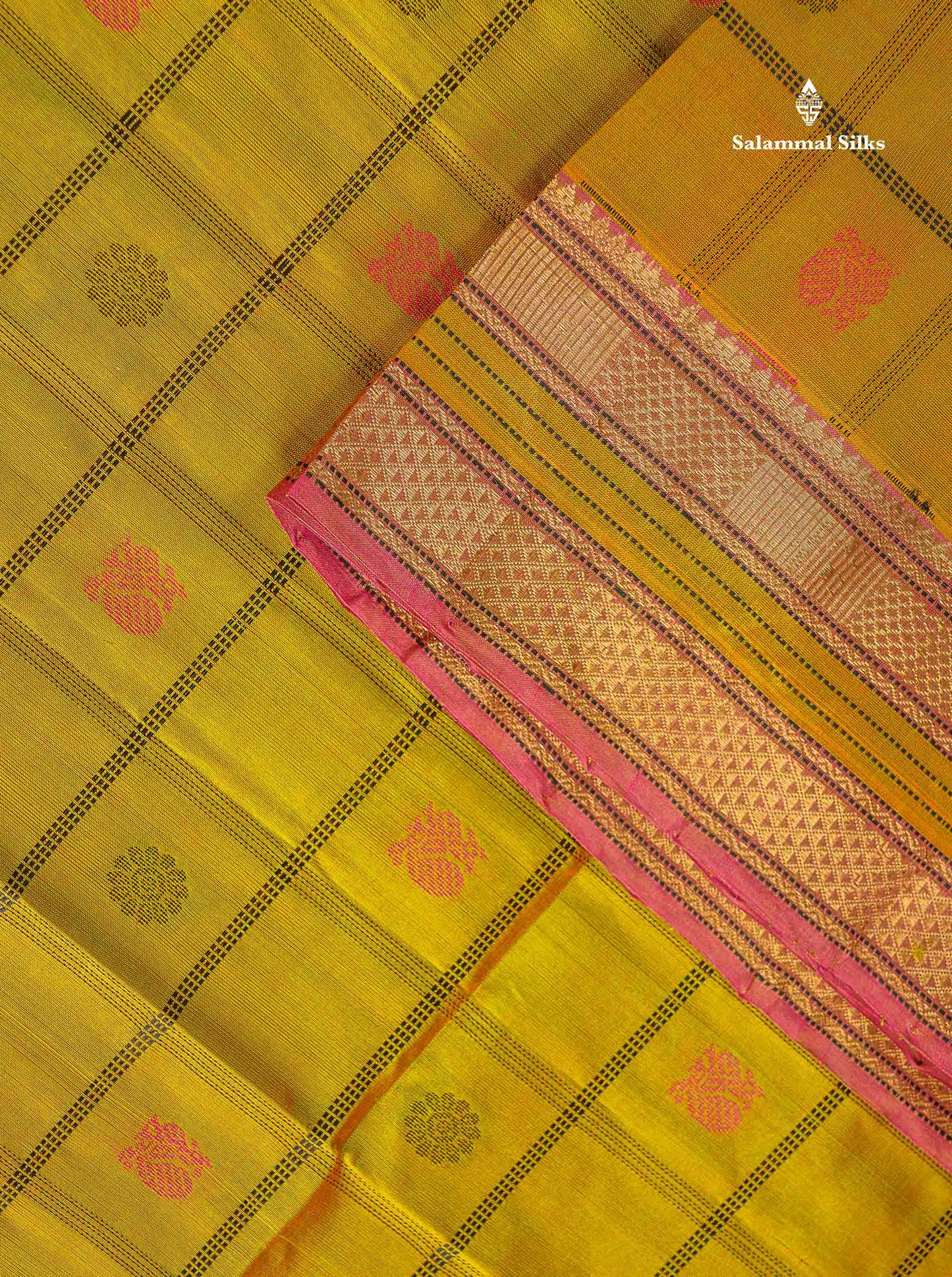 Pure Silk Cotton Saree - Manthulir Green Colour Body Checks With Thread Butta & Traditional Border