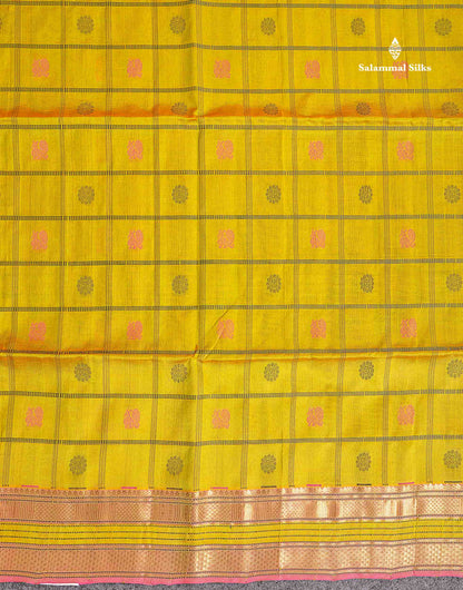 Pure Silk Cotton Saree - Manthulir Green Colour Body Checks With Thread Butta & Traditional Border