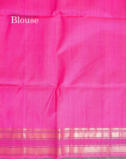 Pure Silk Cotton Saree - Manthulir Green Colour Body Checks With Thread Butta & Traditional Border
